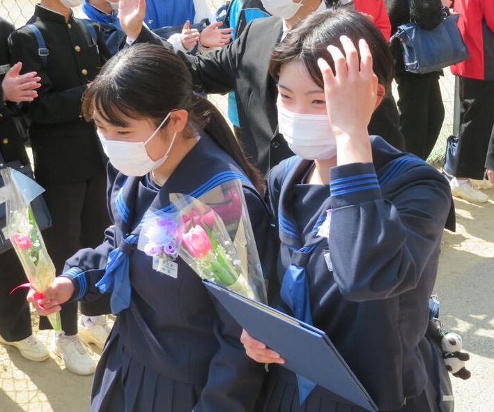 福島県いわき市立 中学校　女子中学生　芋セーラー服　芋セラ　青線セラ　青線セーラー服 jc