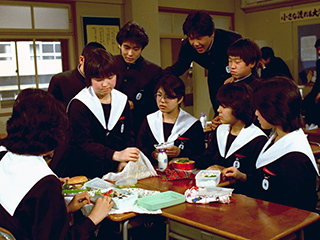 中学生日記　セーラー服 愛知型セーラー服　愛セラ　芋セラ　芋セーラー服　女子中学生　巨大純白襟カバー jc