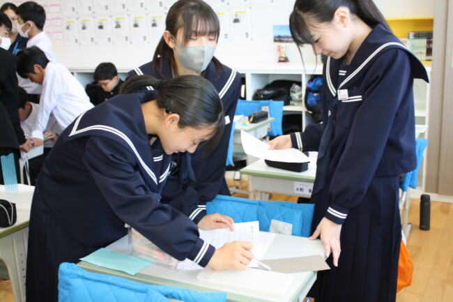 静岡県御前崎市立浜岡中 セーラー服　女子中学生　芋セーラー服　芋セラ