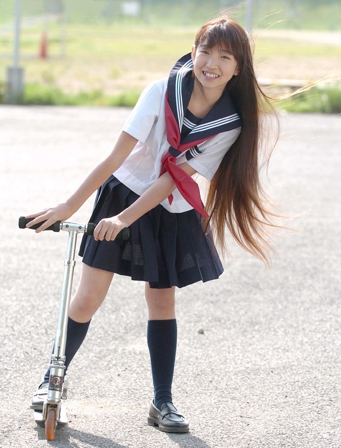 森さやか セーラー服 襟捲れ U-15 ロリセラ 小学生 女児 童女